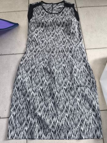 Robe sandro taille 34