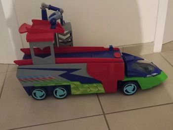 Grand camion pyjamasque