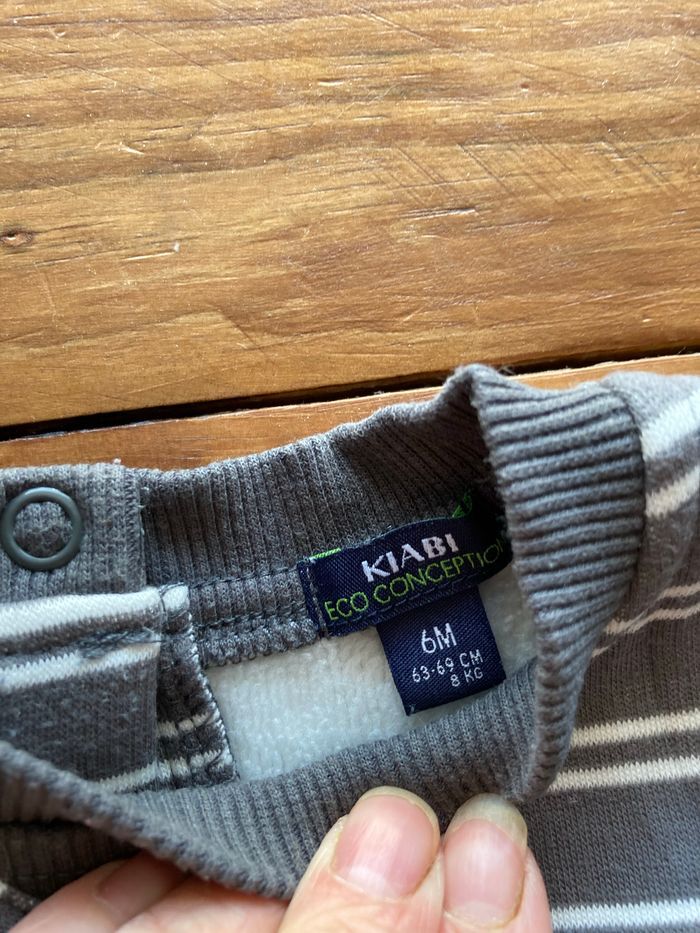 Lot ensemble bébé 6 mois - photo numéro 2