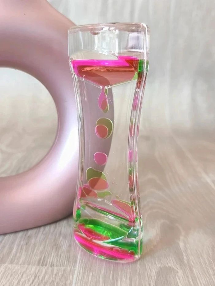 Sablier à huile apaisant rose et vert - photo numéro 4