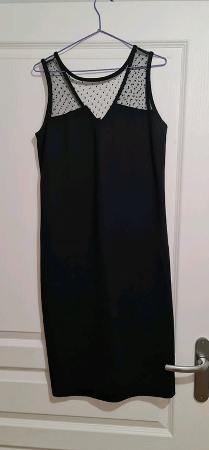 Robe droite décolleté V dos