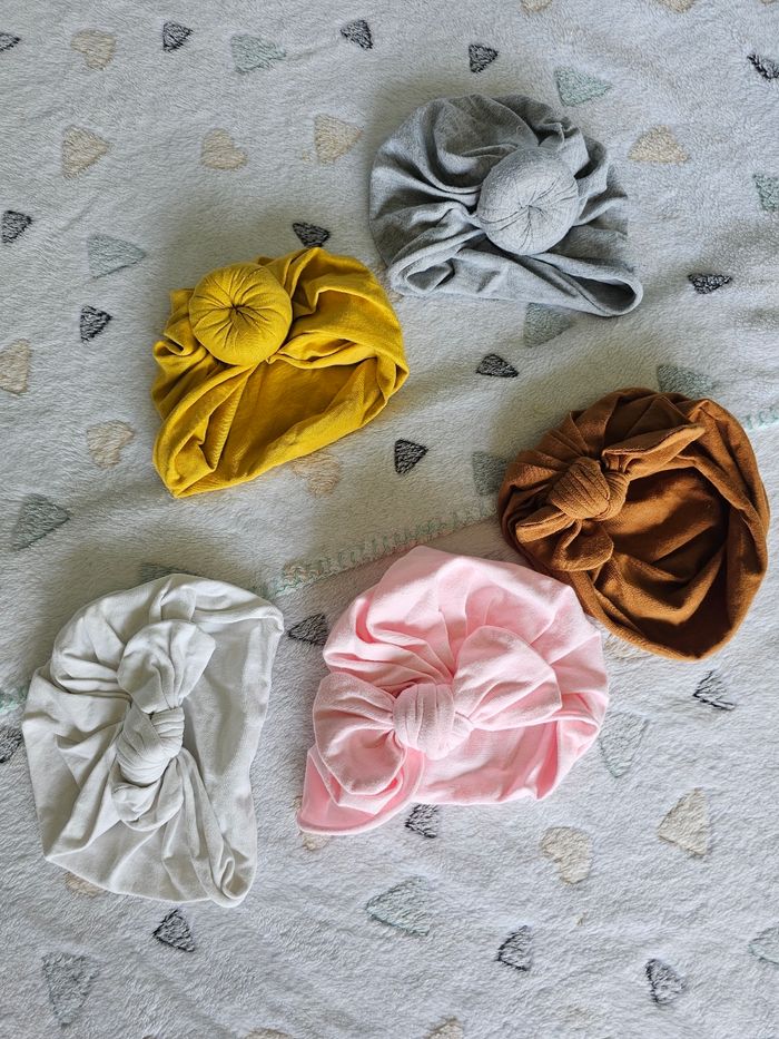 Lot de 5 bonnets