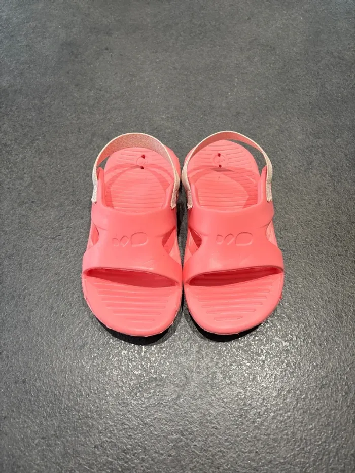 Chaussures de piscine