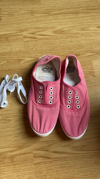 Baskets en toile taille 38