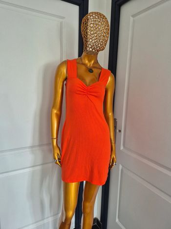 Robe Orange