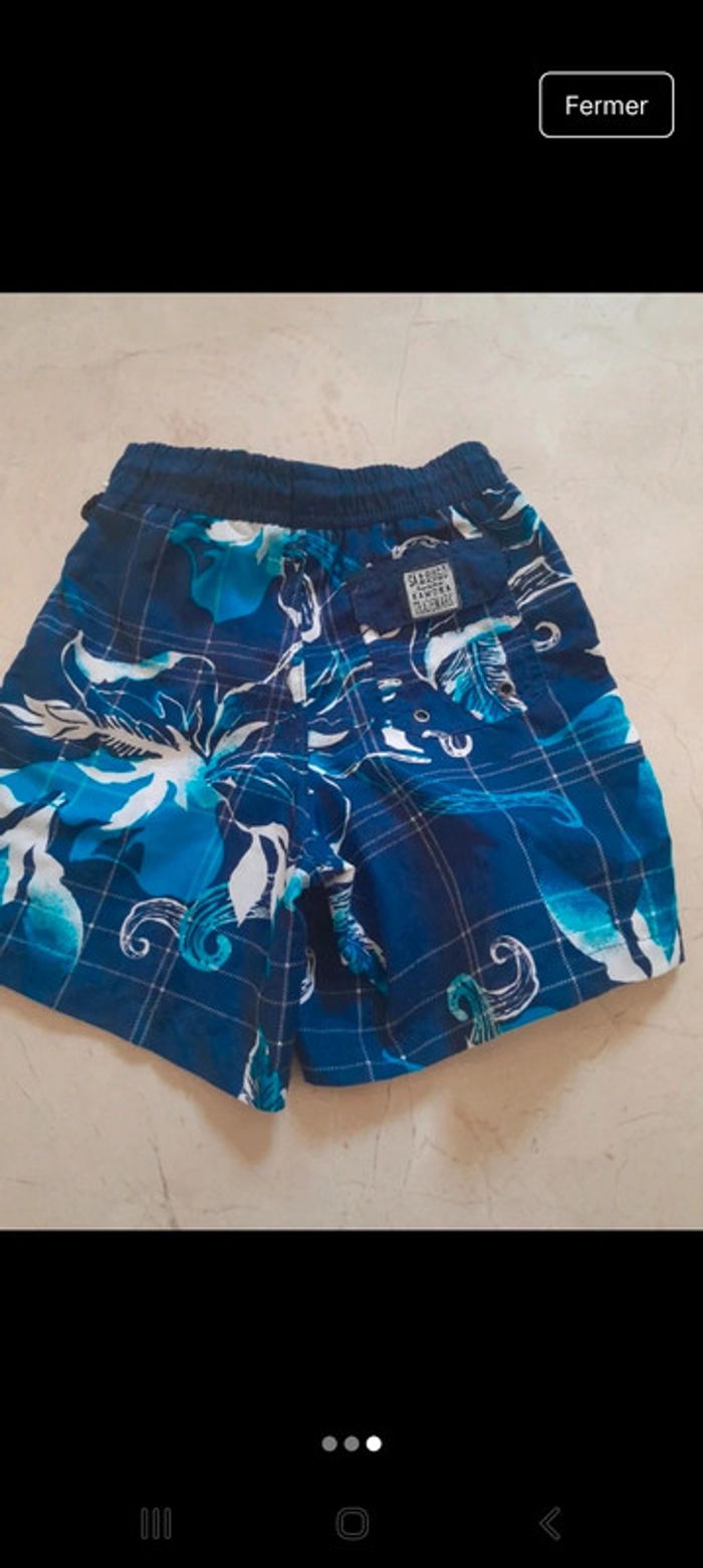 Short maillot de plage taille 6 ans 🌹 - photo numéro 2