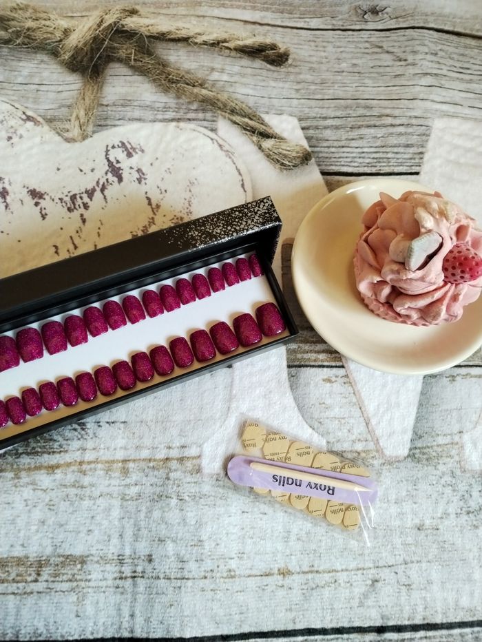 Press on nails Roxy nails neufs