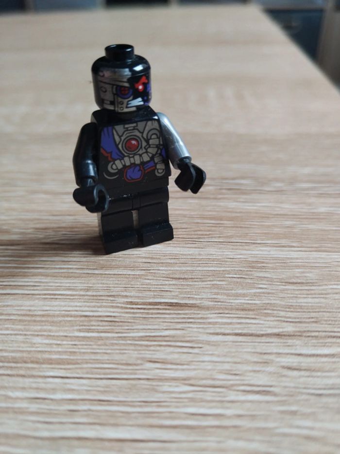 Lego minifig Nindroid neck bracket njo268 - photo numéro 2