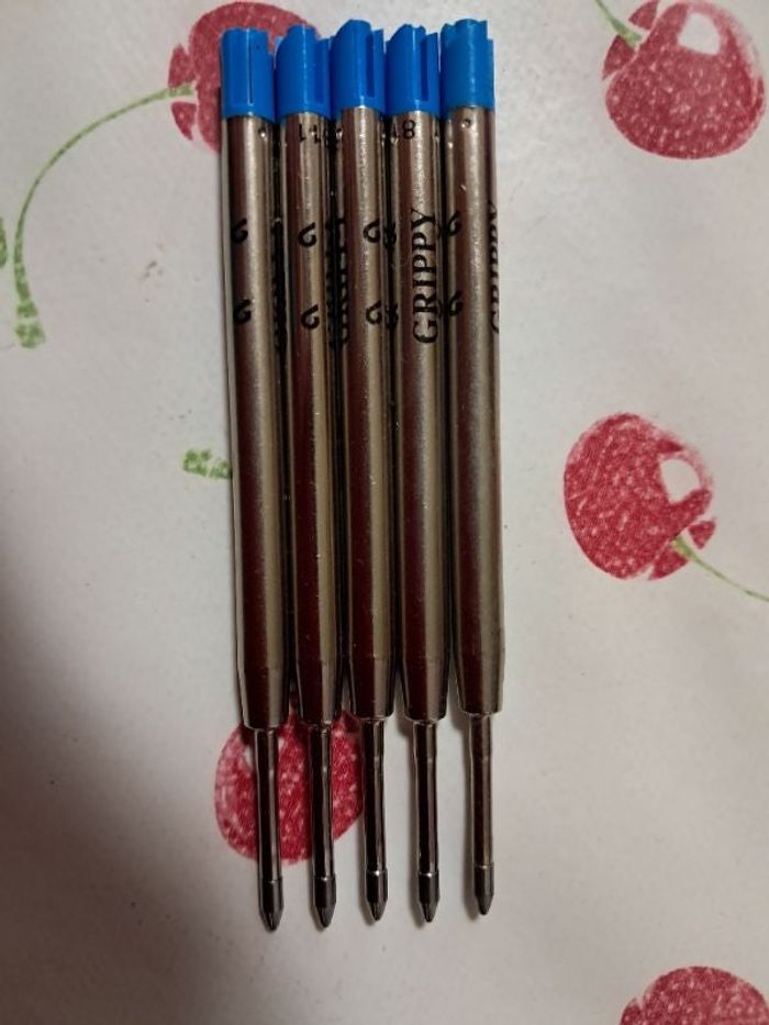 Lot 5 recharges bleues pour stylo