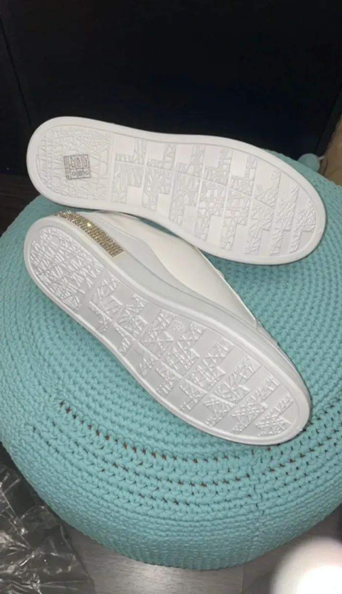 Baskets blanches femme neuves strass & détails dorés - Taille 36 - photo numéro 5