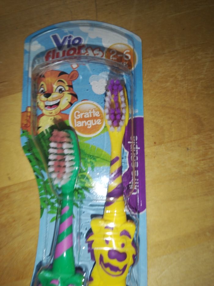 Brosse a dents - photo numéro 2