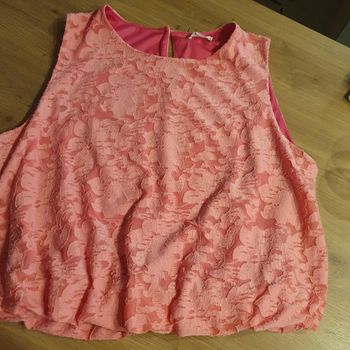 Haut en dentelle Doublée rose taille XL Cache-cache 