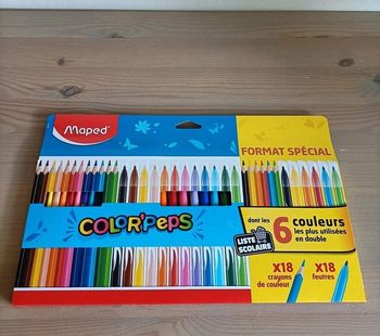 Pochette de 18 crayons de couleur et 18 feutres - Mapped