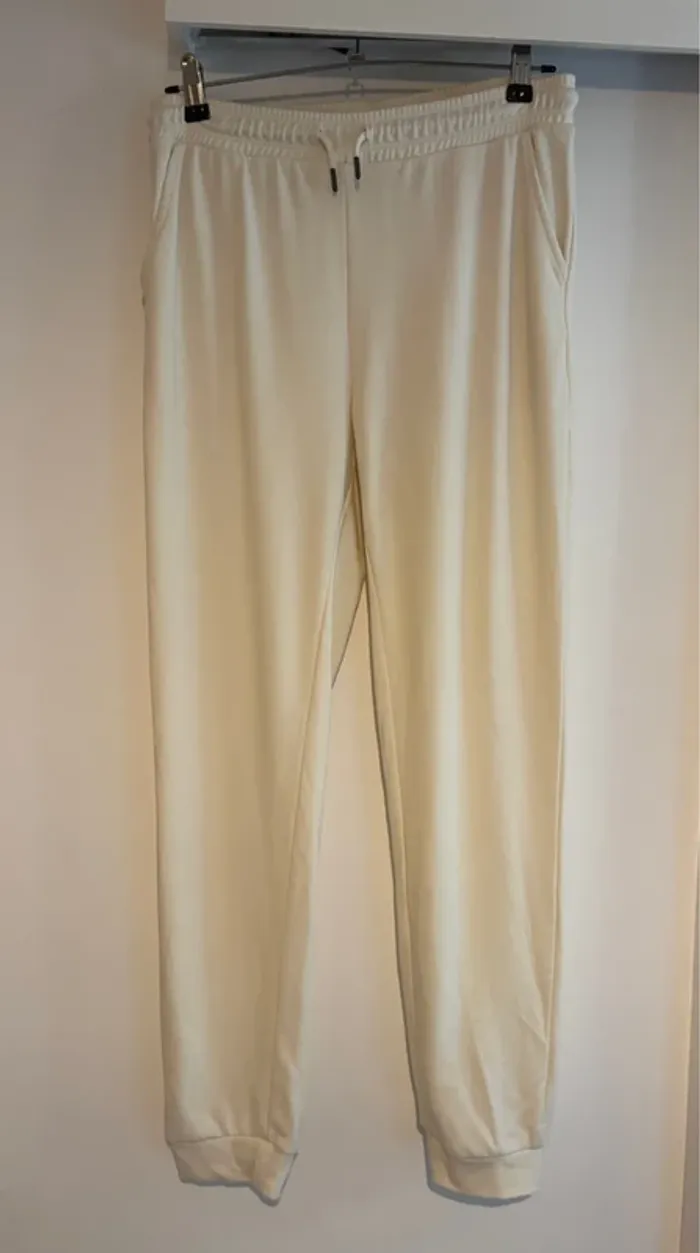 Pantalon de jogging écru KIABI Eco Conception – Taille M (38/40)