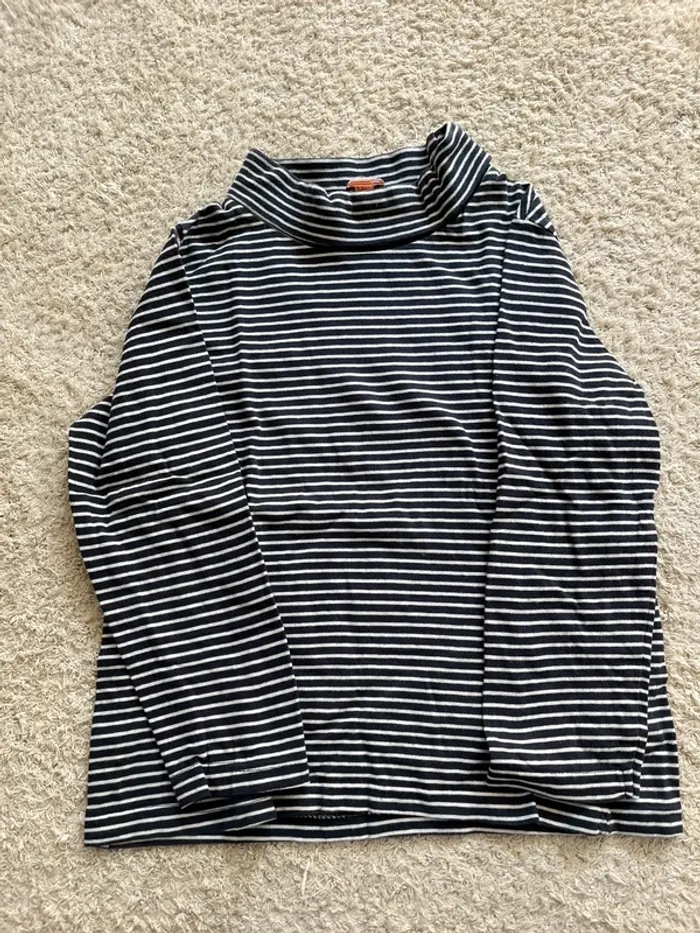 Lot de 4 sous-pulls taille 8 ans marque Kiabi et Tape à l’œil - photo numéro 2