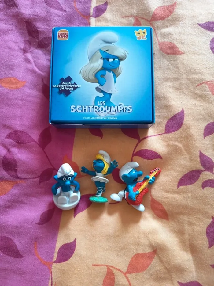 Lot Schtroumpfs avec puzzle et personnages