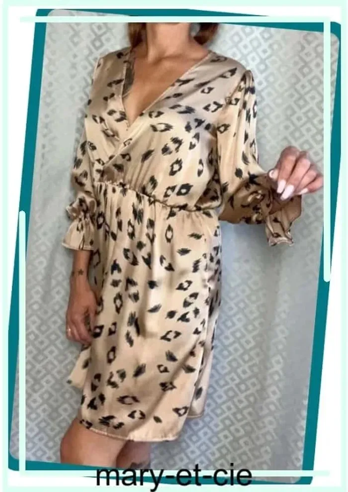Robe mélodie manches longues, décolletée, satinée, taille 1 - rue des abbesses - photo numéro 4