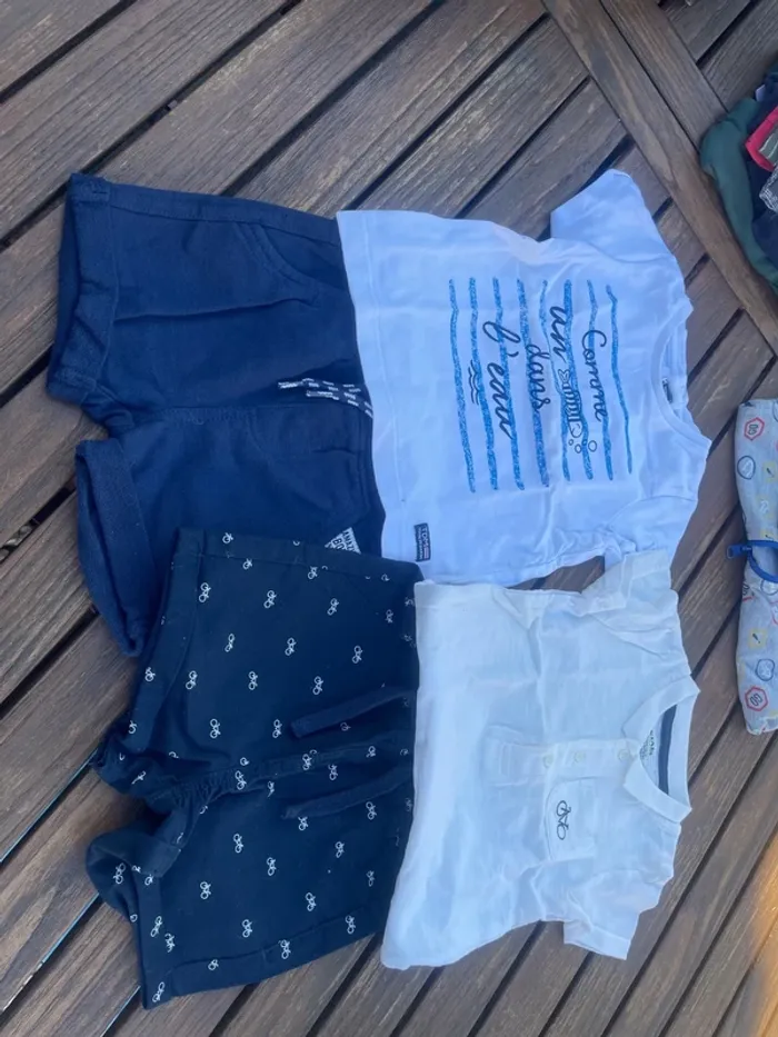 2 ensembles short 12 mois