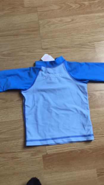 Tee shirt de Bain 12 mois