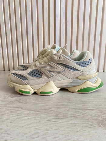 Bricks & Wood x New Balance NB 9060  taille 38