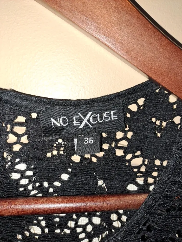 Superbe robe noire no excuse 36 comme neuve dentelle doublure jusqu'en bas, effet plissé à la taille - photo numéro 5