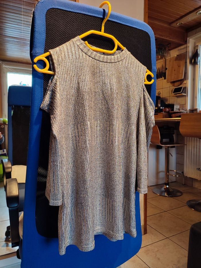 Haut femme épaule dénudées - photo numéro 2