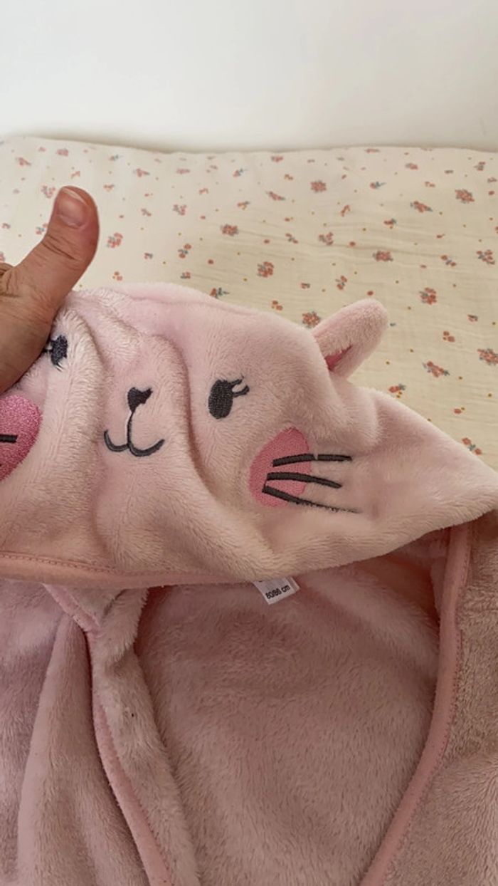 Robe de chambre rose - photo numéro 3