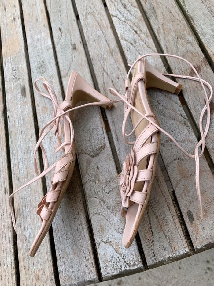 Pied nu à lacets fleuries rose poudrée pointure 38 - photo numéro 12