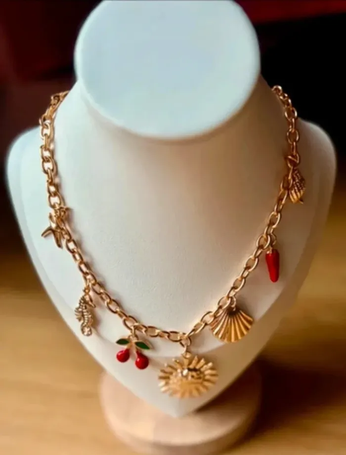 Collier à breloques soleil - photo numéro 2