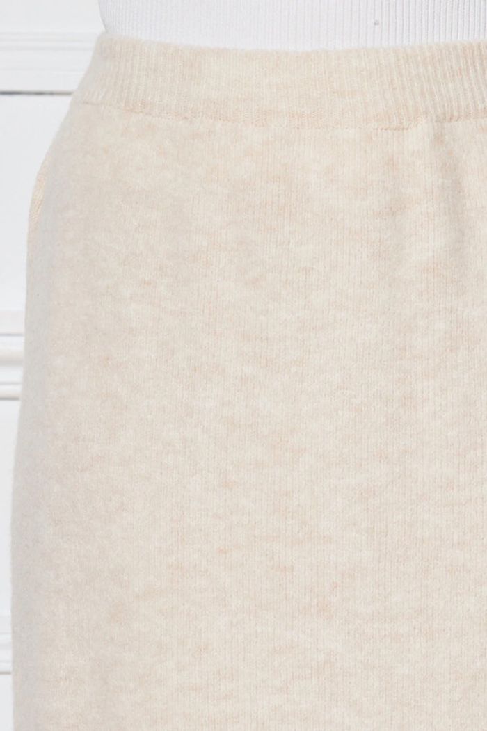 Jupe en maille beige - photo numéro 2