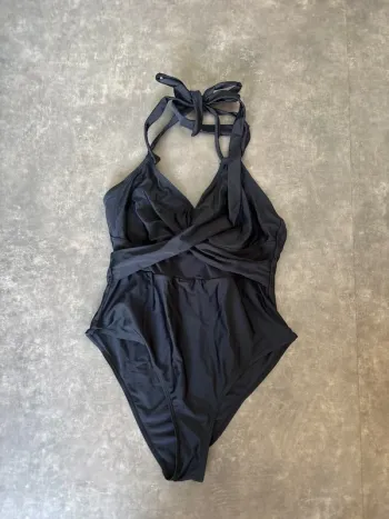 Maillot de bain 1 pièce neuf