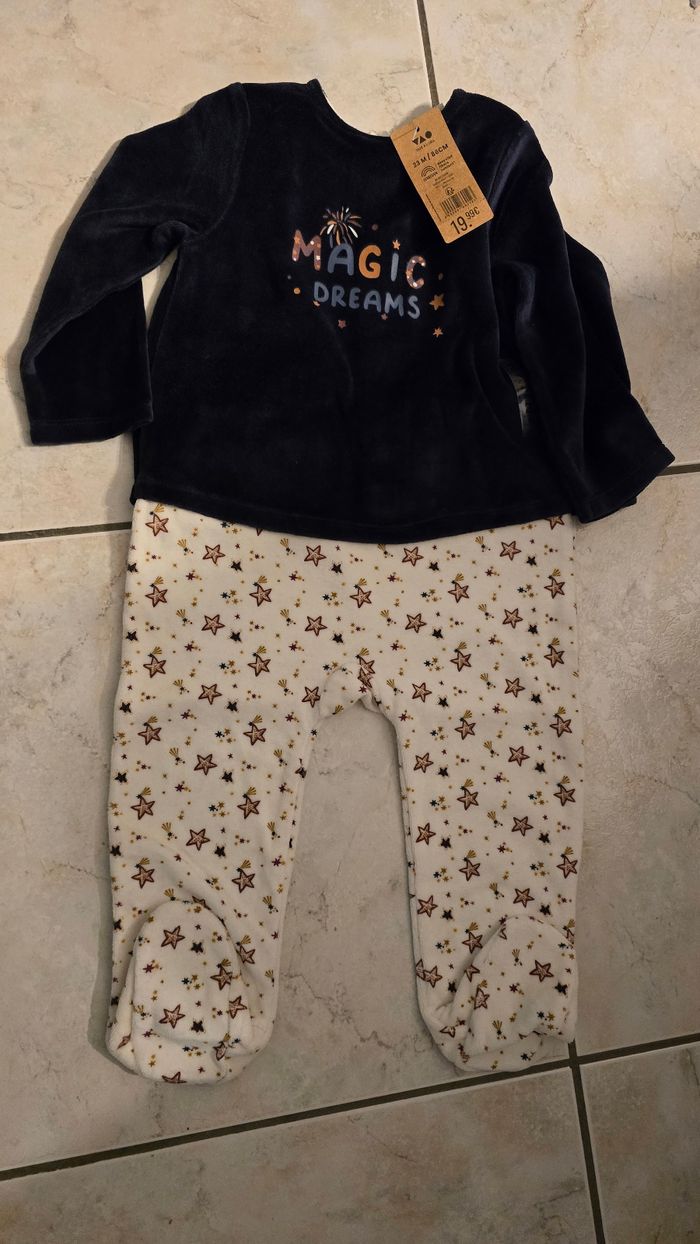 (Neuf non porté)🏷 SUPERBE pyjama doux et chaud 23mois garçon - photo numéro 5