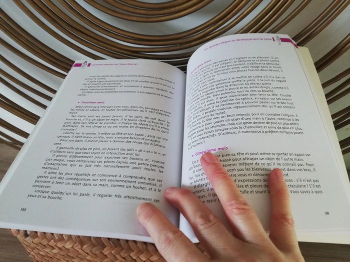 Lot de 2 livres sur le thème bébé et maman - photo numéro 4