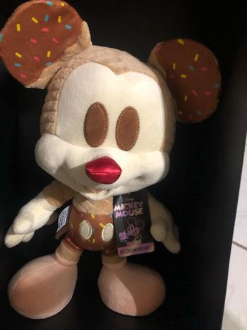Peluche Mickey Mouse Crème Glacée Édition Juin