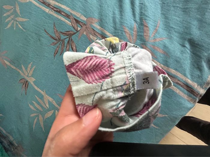 Short à fleurs et pompons 3 ans - photo numéro 4