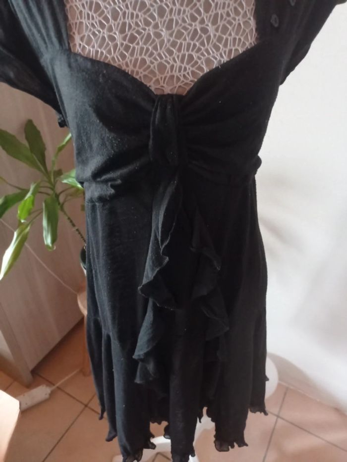Robe noire - photo numéro 2