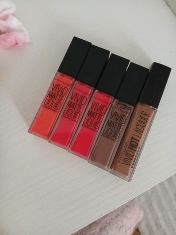 Gloss lèvre maybelline neuf 