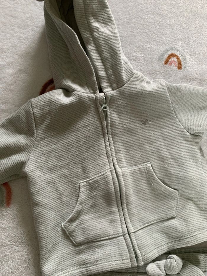 Ensemble fille 6 mois - photo numéro 3