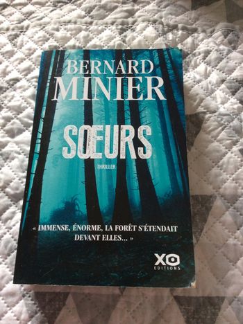 #soeurs par Bernard Minier
