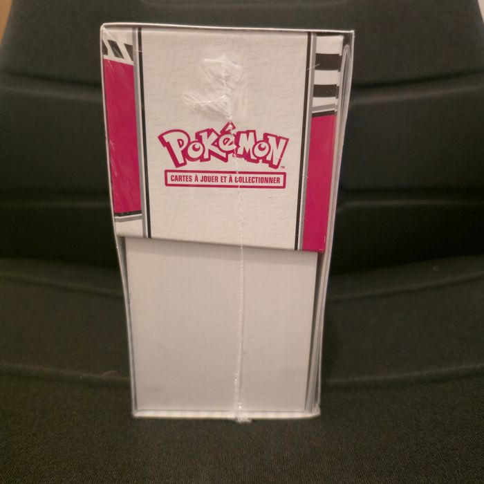 Pokémon ETB EV10.5 Flamme Blanche (Petit Choc) - photo numéro 4