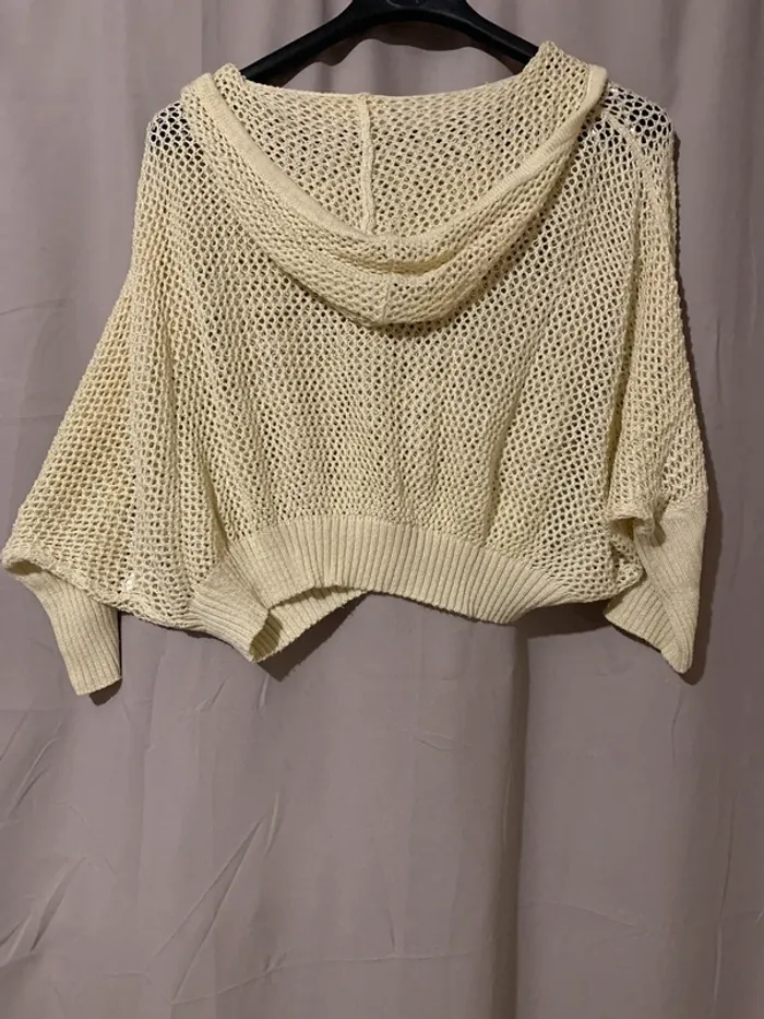 Haut beige pailletté - photo numéro 2