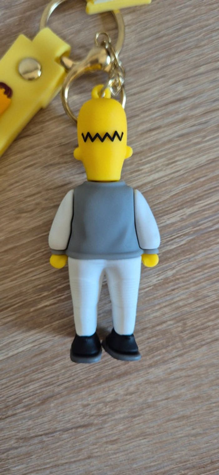 Porte clés 🔑  The Simpsons Omer. - photo numéro 3