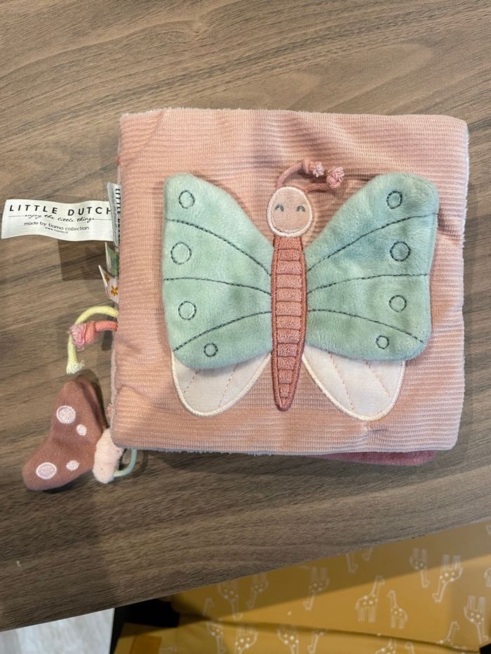 Livre activité Little dutch