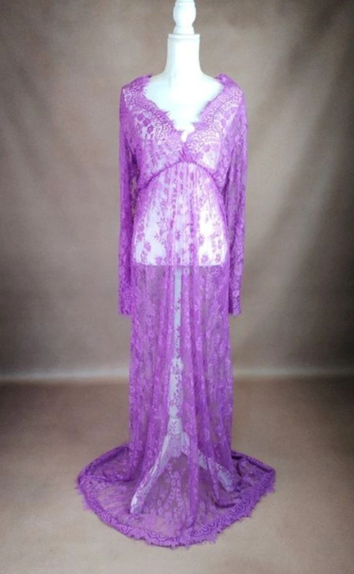 Robe de grossesse violette pour séance photo