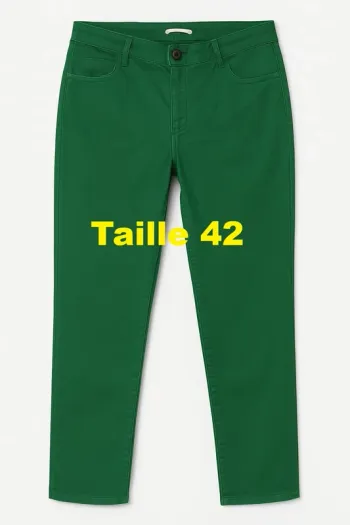 Pantacourt vert Fashion Private Company Taille 42