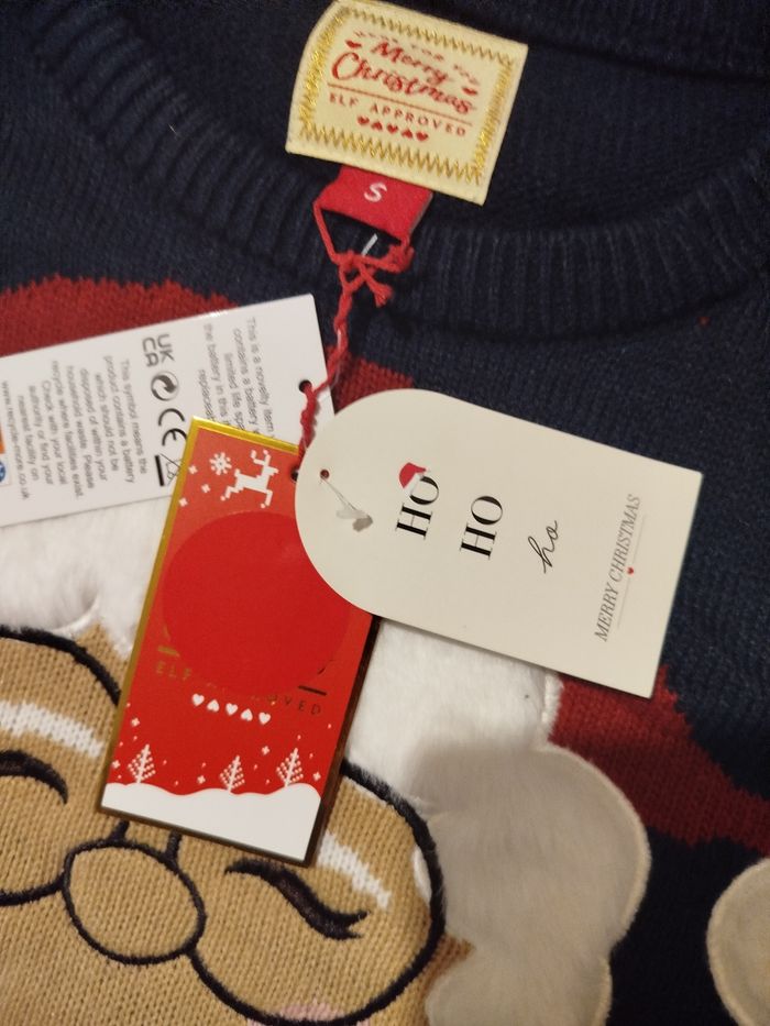 Pull de Noël spécial grand mère T.S - photo numéro 3