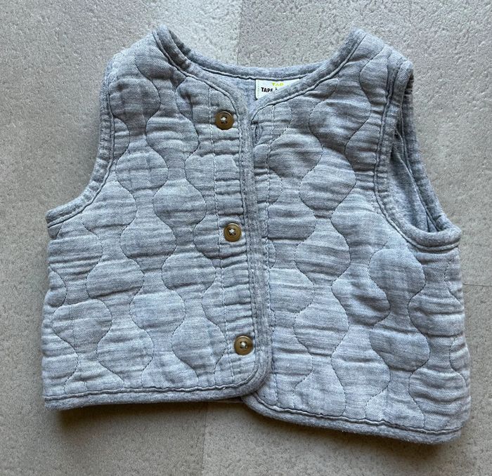 Gilet taille 6 mois - photo numéro 2