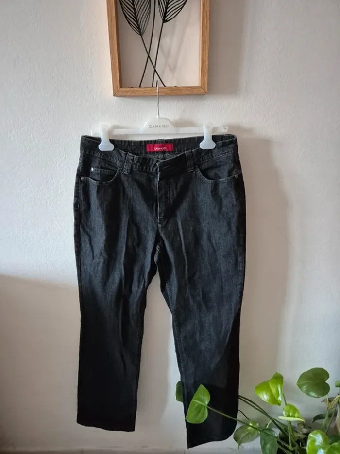 Jean taille 44 bianca