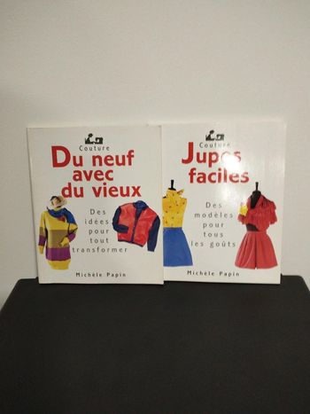 2 petits livres de couture