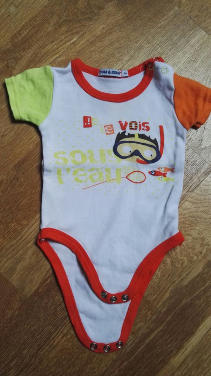 Body 6mois